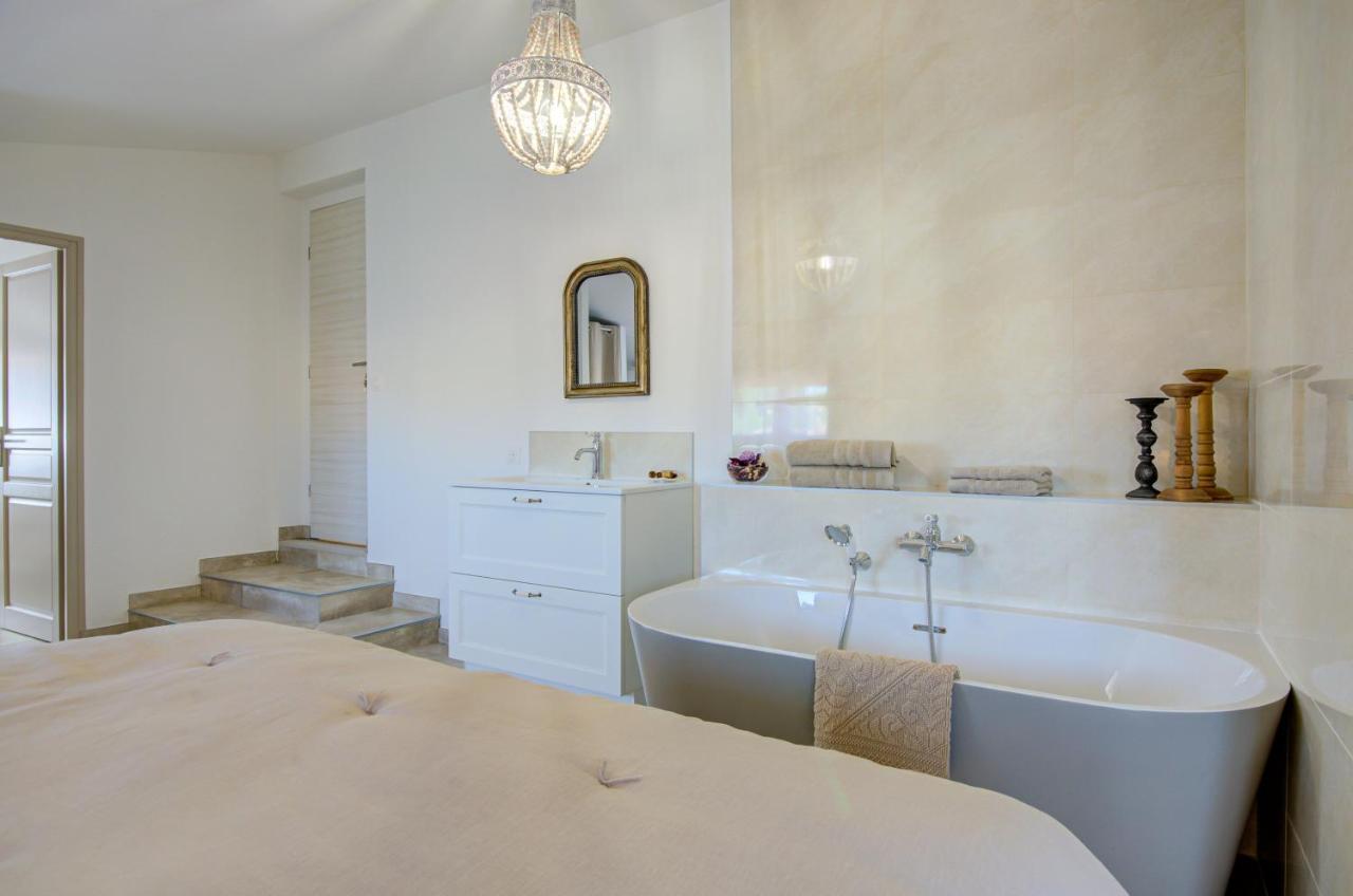 Hotel Domaine Le Courti - Adult Only Le Barcarès Pokoj fotografie